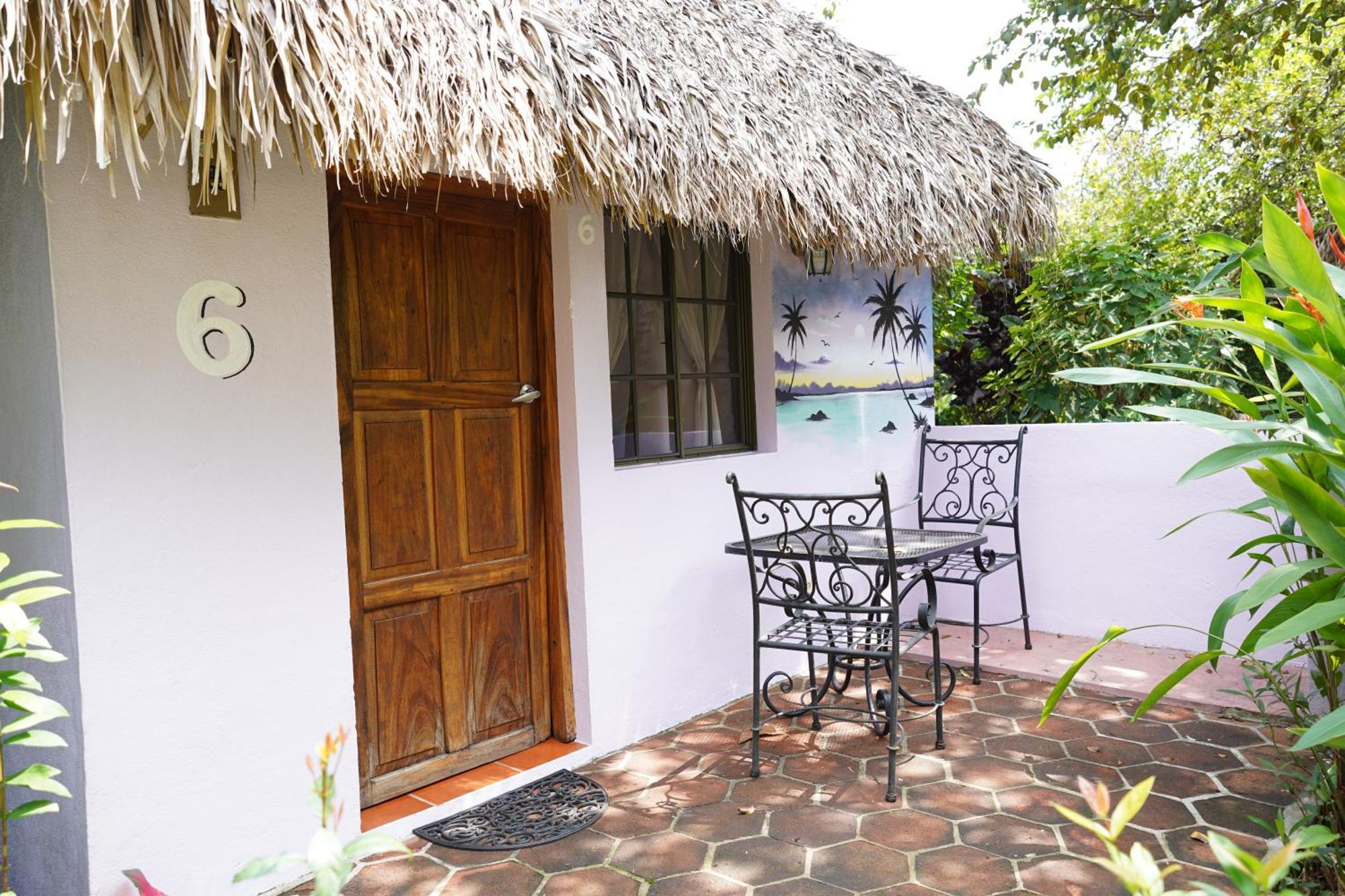 Hotel Mariposa León المظهر الخارجي الصورة