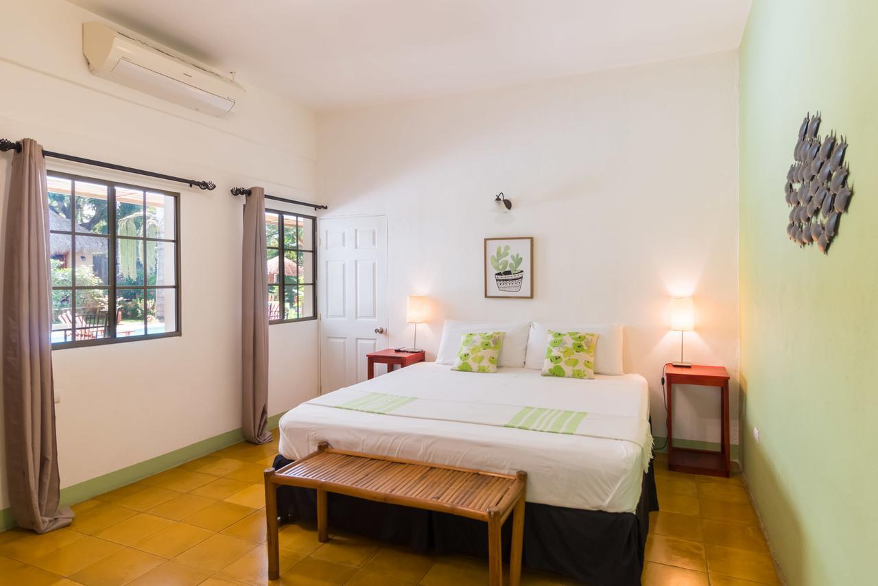 Hotel Mariposa León المظهر الخارجي الصورة