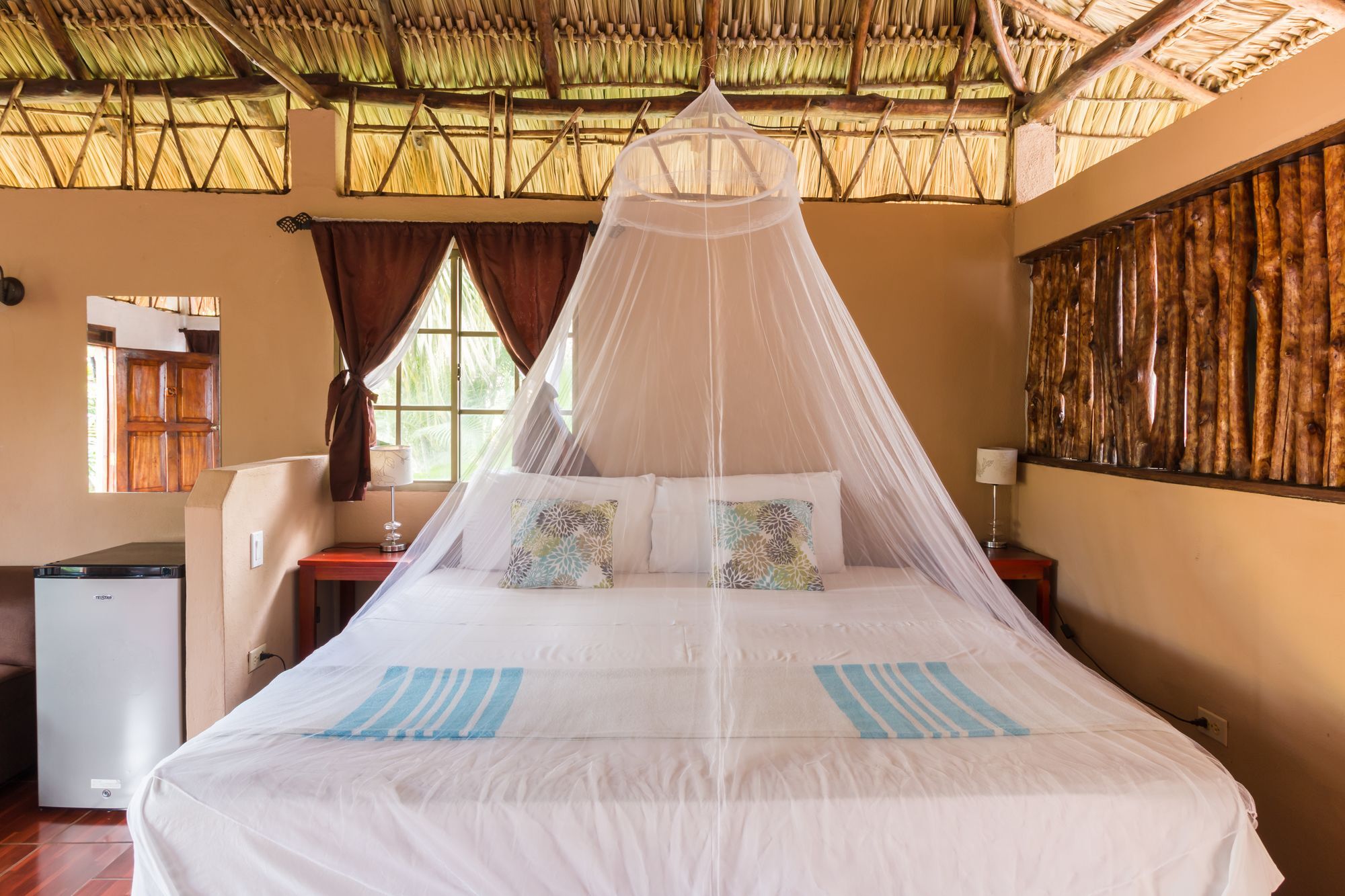 Hotel Mariposa León المظهر الخارجي الصورة